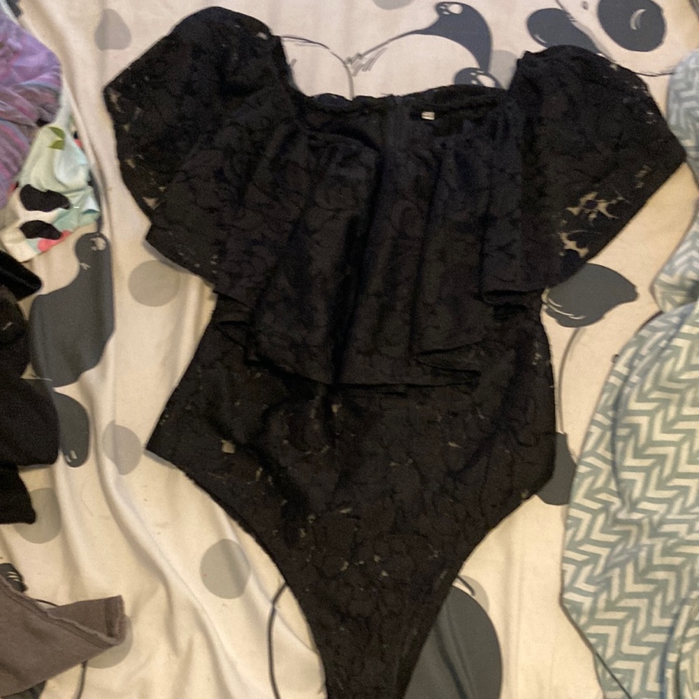 Off the shoulder body suit with ruffles